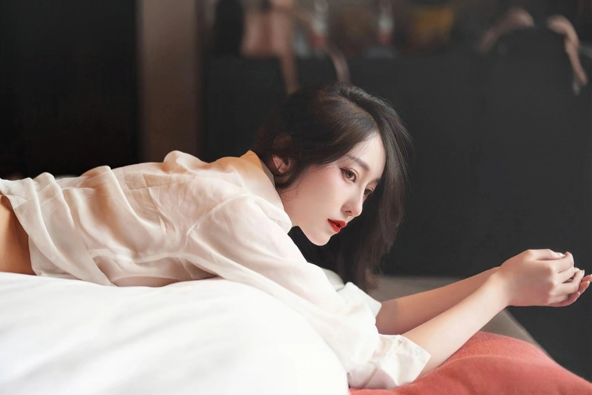 甘南藏乡也有簪花姑娘：身上服饰都是传家宝